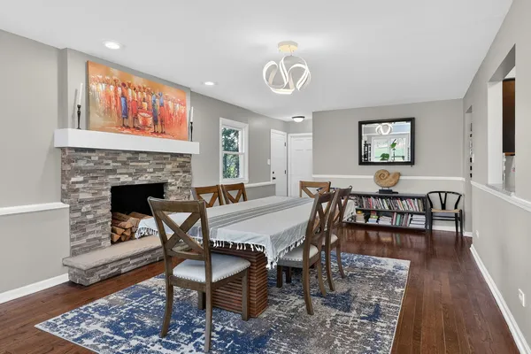 $719,900 | 686 Golf Club Lane, Frankfort, IL 60423