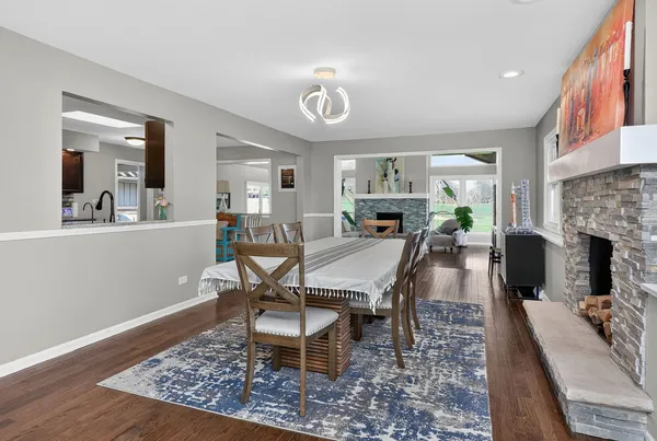 $719,900 | 686 Golf Club Lane, Frankfort, IL 60423