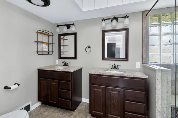 $719,900 | 686 Golf Club Lane, Frankfort, IL 60423