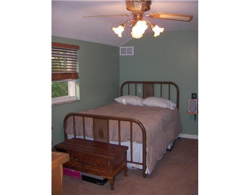 336 Nichols Road Pittsburgh, PA 15237 - Photo 14 of 14 Other. Second bedroom.