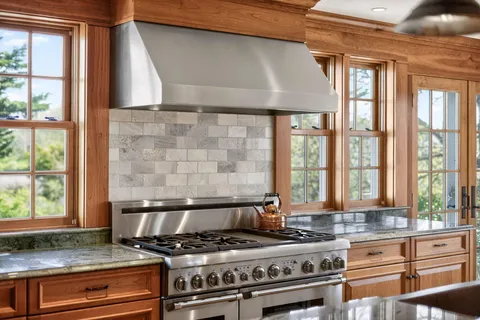 $4,950,000 | 15 Bay Lane, Chatham, MA 02633