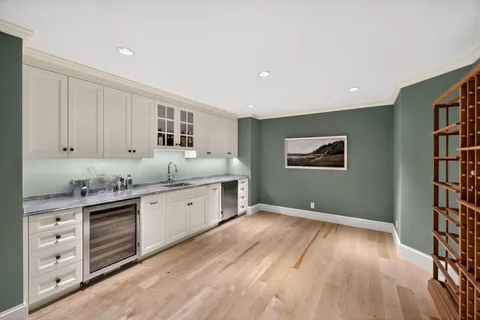 $4,950,000 | 15 Bay Lane, Chatham, MA 02633