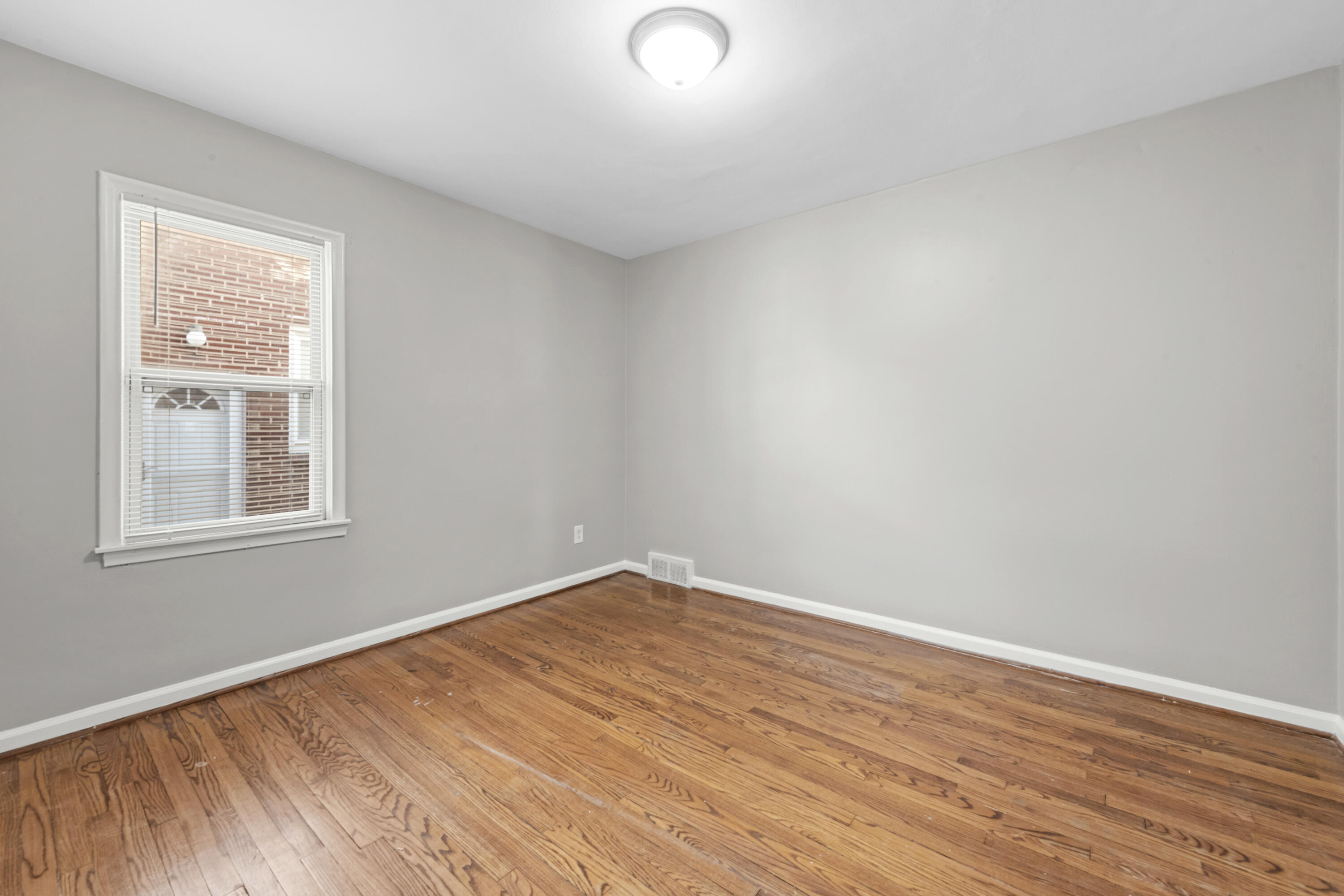 620 Highview Street Dearborn, MI 48128 - Photo 18 of 39 620 Highview-HD Drone Photography-15