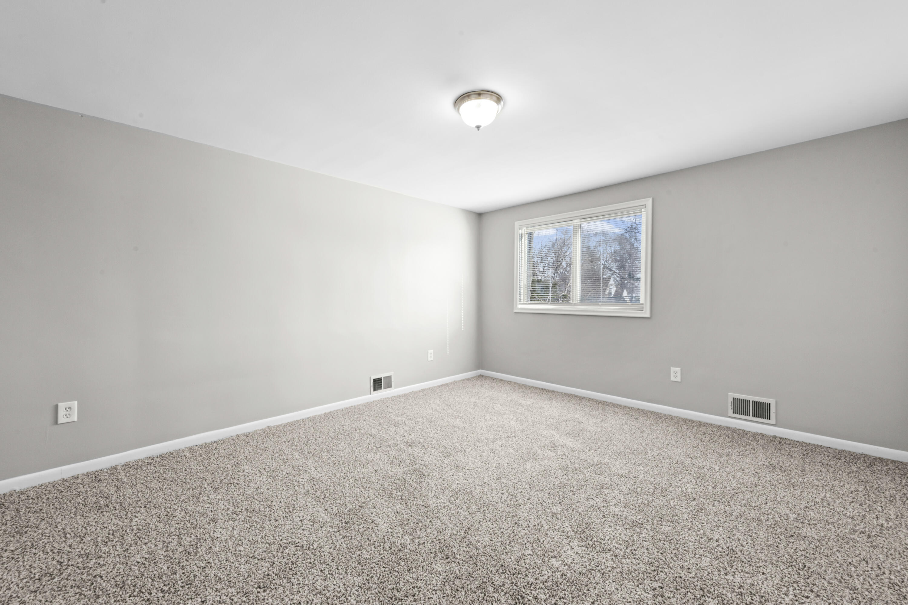 620 Highview Street Dearborn, MI 48128 - Photo 20 of 39 620 Highview-HD Drone Photography-19