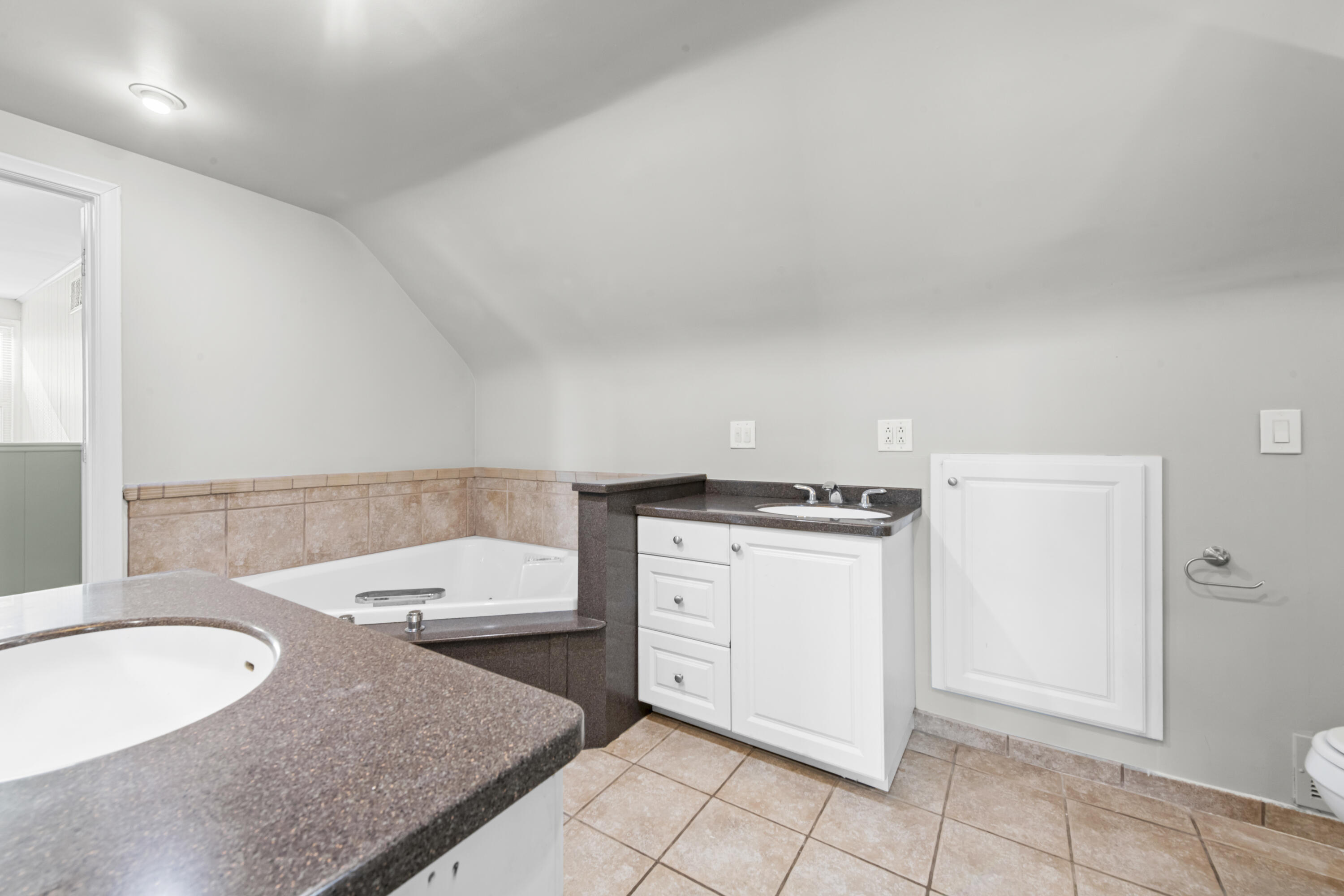 620 Highview Street Dearborn, MI 48128 - Photo 25 of 39 620 Highview-HD Drone Photography-21