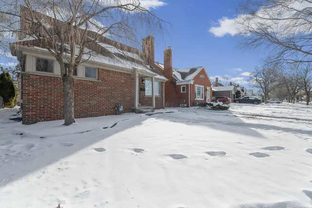$349,900 | 620 Highview Street, Dearborn, MI 48128