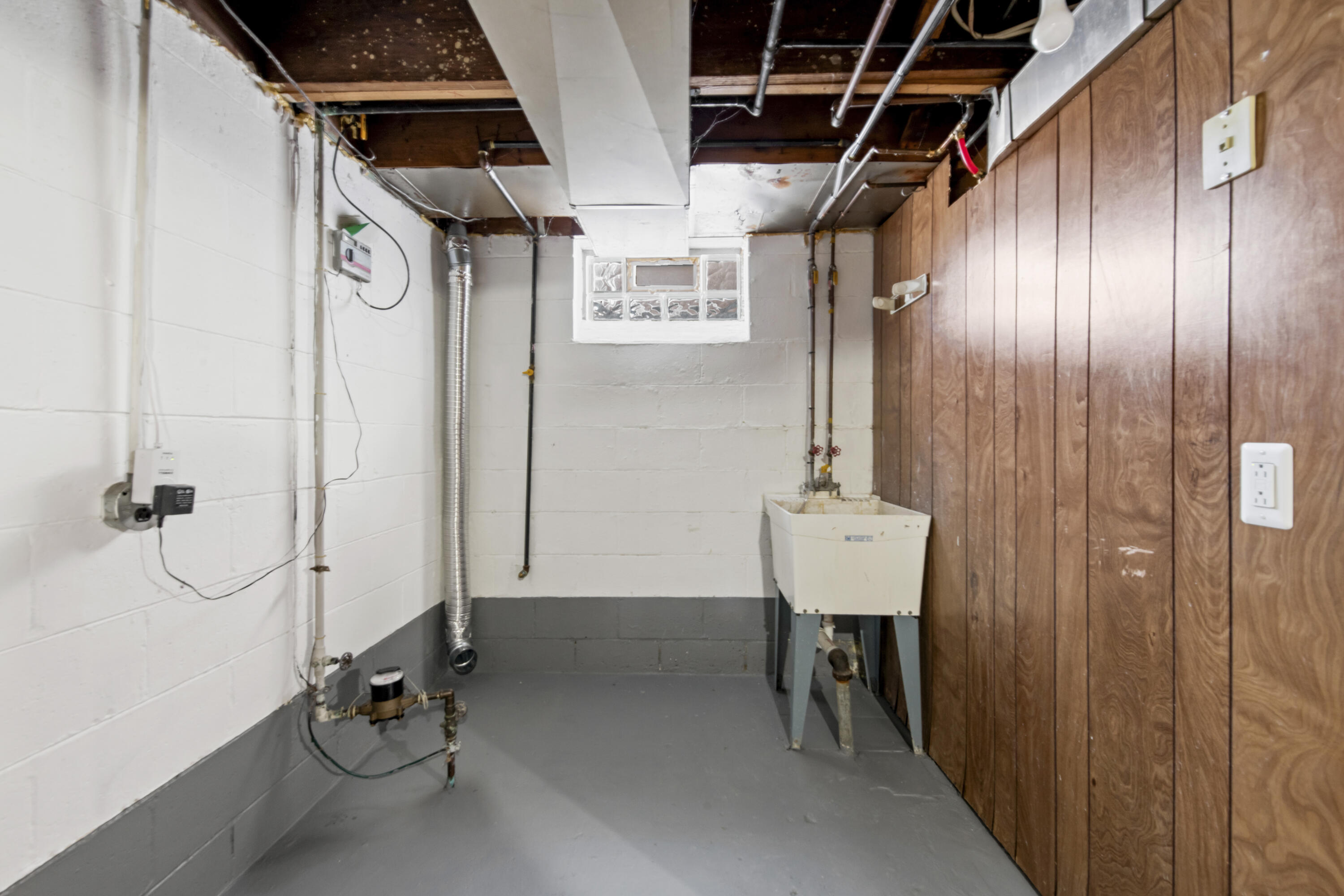 620 Highview Street Dearborn, MI 48128 - Photo 32 of 39 620 Highview-HD Drone Photography-38