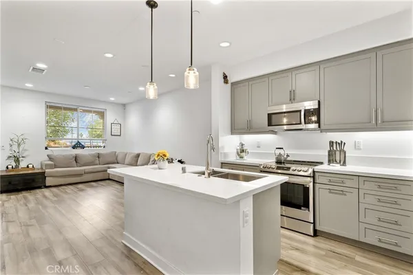 $3,600 | 2560 Valentina Way, Unit 2, Commerce, CA 90040