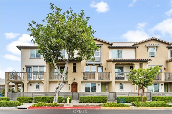 $3,600 | 2560 Valentina Way, Unit 2, Commerce, CA 90040