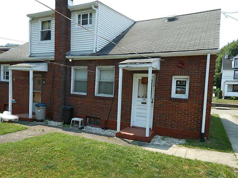 132 James Street Springdale, PA 15144 - Photo 3 of 18 Exterior Back.