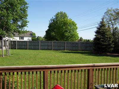 812 Hunter Road Easton, PA 18040 - Photo 9 of 10 812 Hunter Rd - back yard
