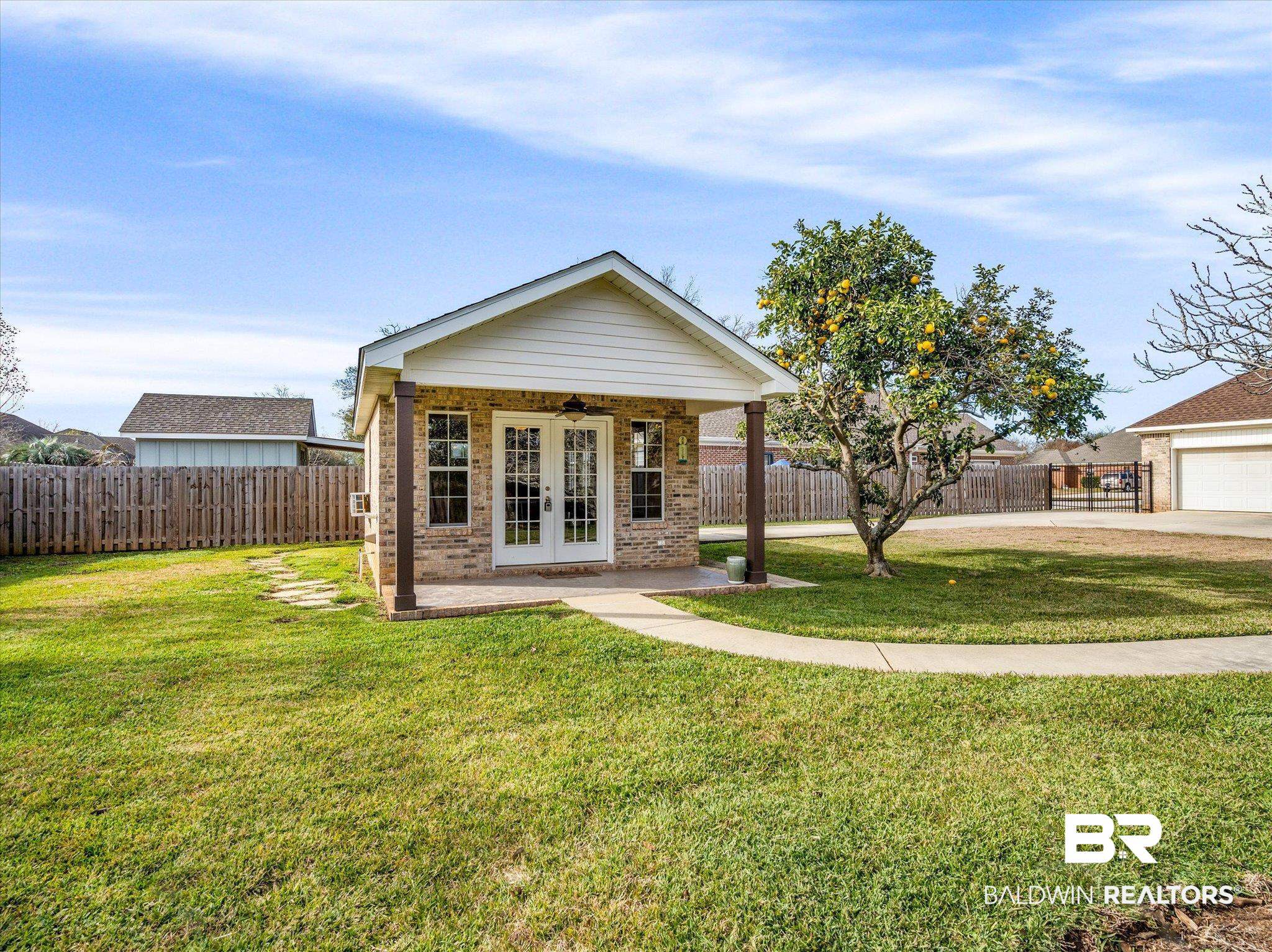 8809 Parliament Circle Daphne, AL 36526 - Photo 28 of 44 Custom all brick cottage
