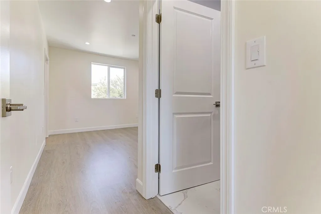 7044 Greeley Street, Unit 2 Tujunga, CA 91042 - Photo 11 of 20
