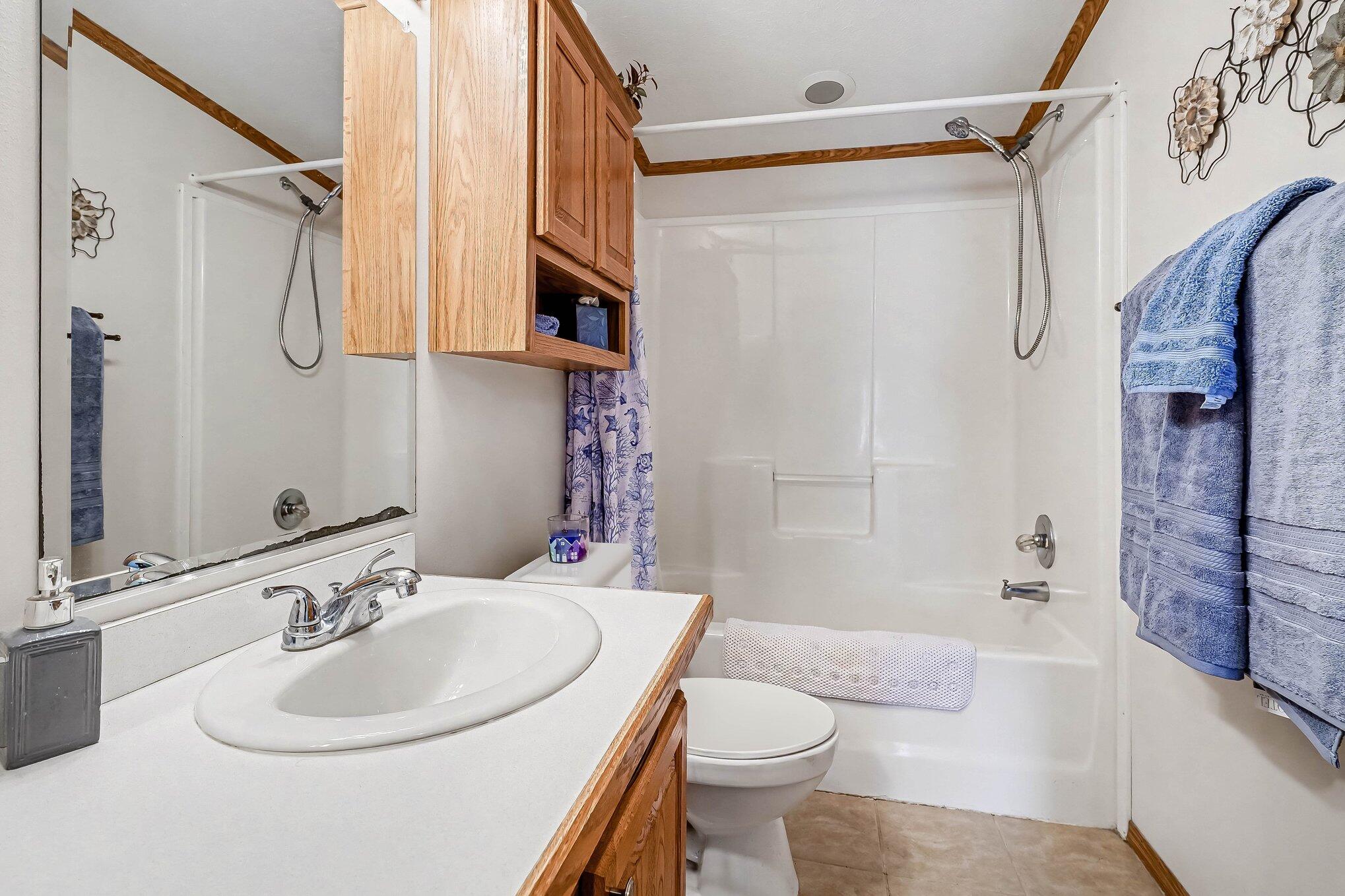 5320 Pine Arbor Ridge Kalamazoo, MI 49004 - Photo 14 of 16 015_file_9673