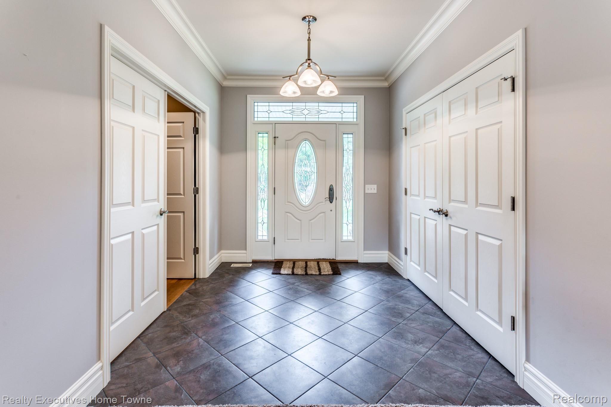3934 State Road Fort Gratiot, MI 48059 - Photo 9 of 44 3934 State Rd-13.JPG