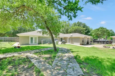 $750,000 | 5313 Hidden Oaks Lane, Arlington, TX 76017