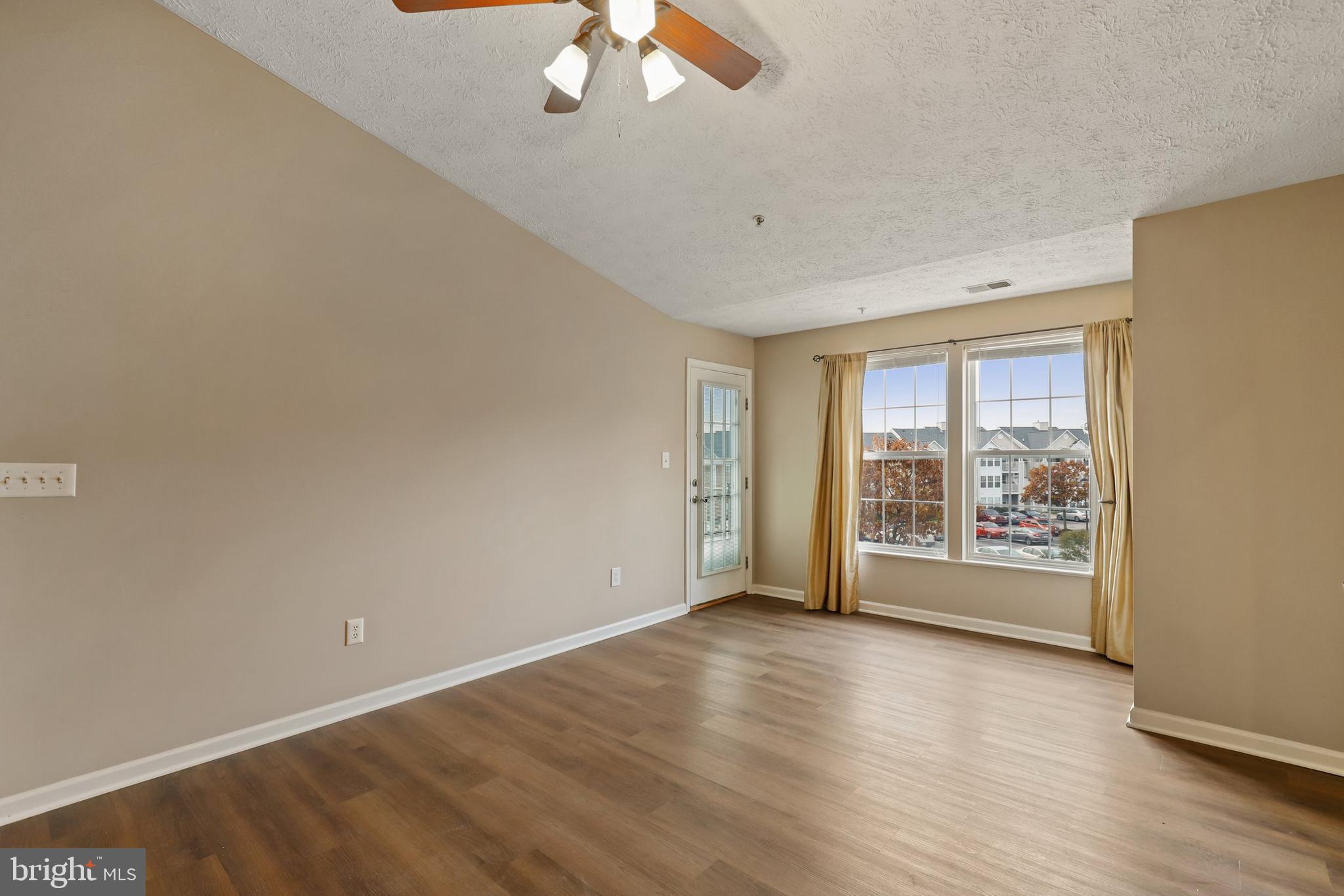 685 Winding Stream Way, Unit 301 Odenton, MD 21113 - Photo 8 of 27 Gallery Image 8
