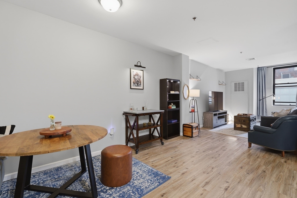 531 Main Street, Unit 207M Worcester, MA 01608 - Photo 3 of 20 Gallery Image 3