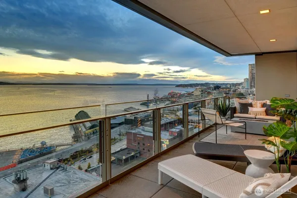 $4,400,000 | 99 Union Street, Unit 1206, Seattle, WA 98101