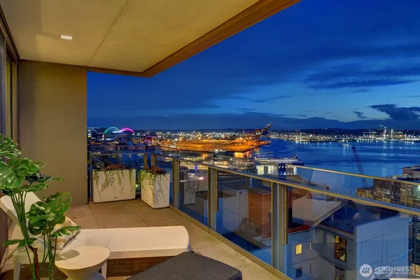$4,400,000 | 99 Union Street, Unit 1206, Seattle, WA 98101