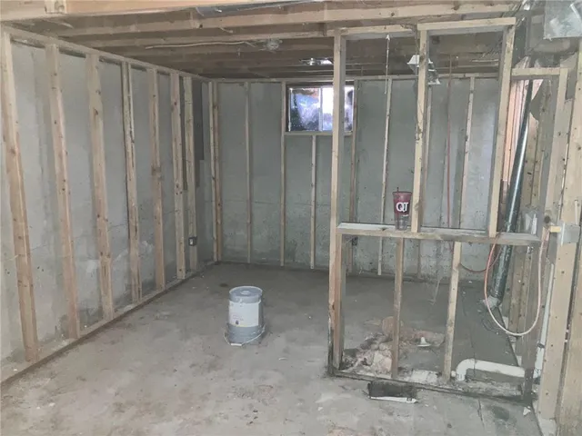 $350,000 | 21526 West 51st Terrace, Shawnee, KS 66226