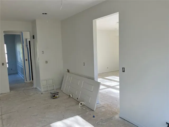 $350,000 | 21526 West 51st Terrace, Shawnee, KS 66226