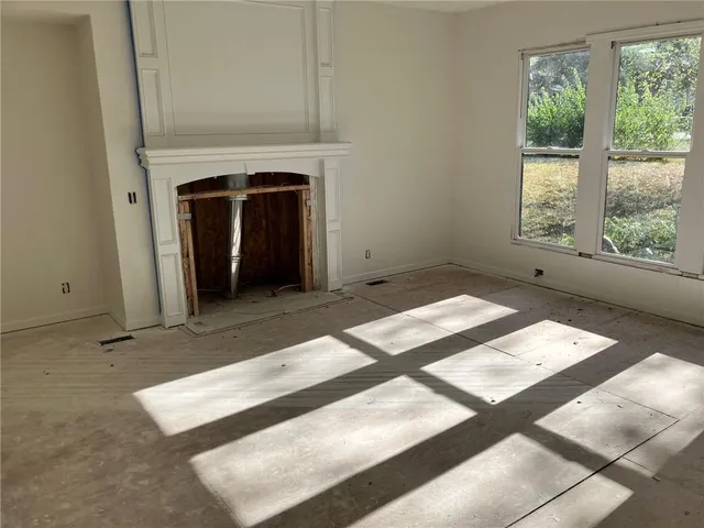 $350,000 | 21526 West 51st Terrace, Shawnee, KS 66226