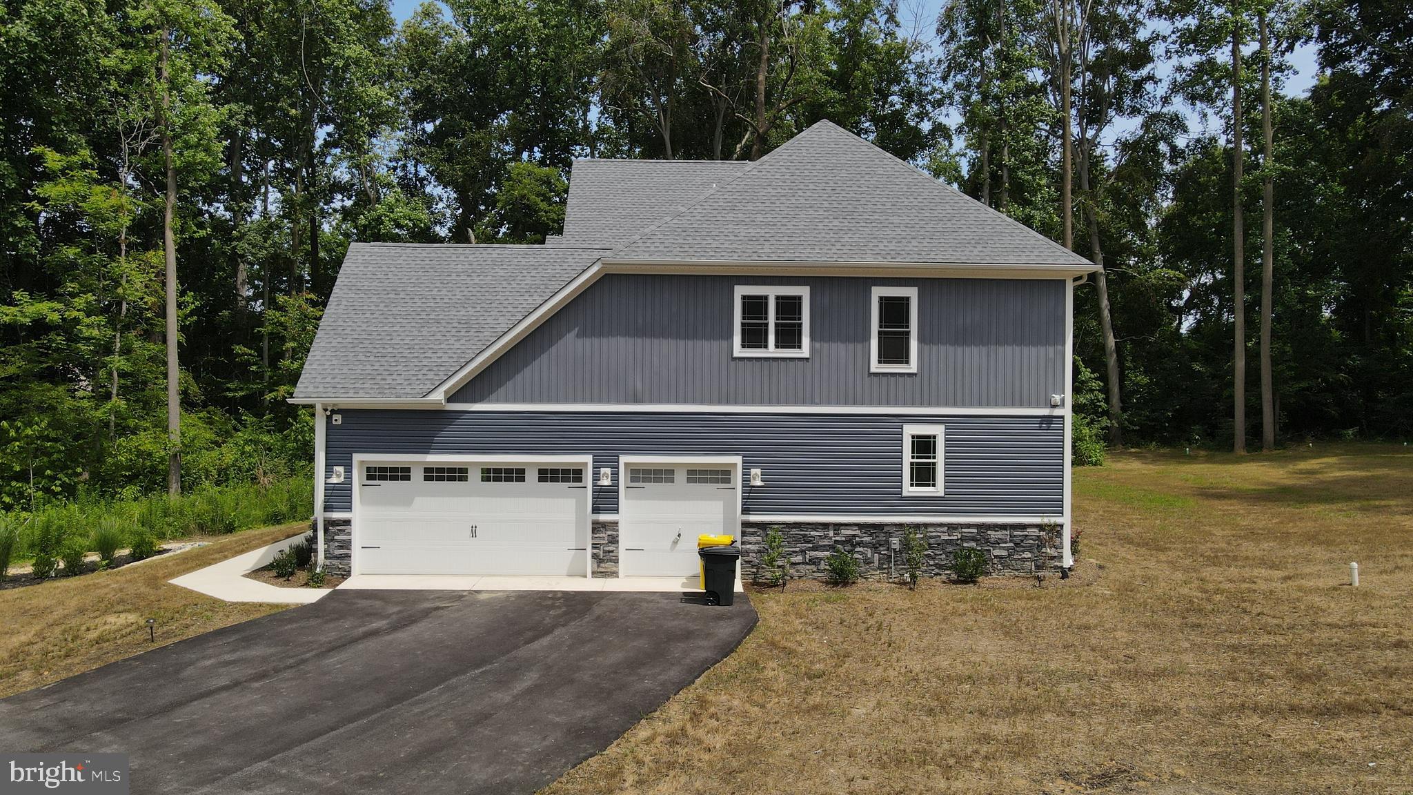 6 Lothian Way Lothian, MD 20711 - Photo 4 of 105