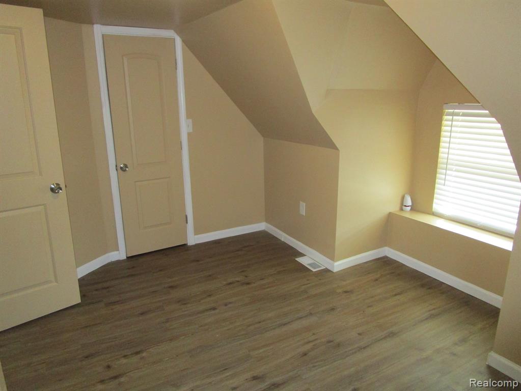 15328 Greenfield Road Detroit, MI 48227 - Photo 12 of 14