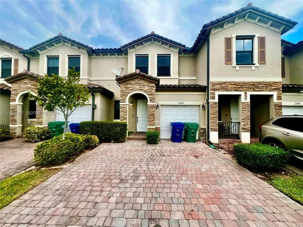 $3,200 | 11989 Southwest 150th Place, Miami, FL 33196