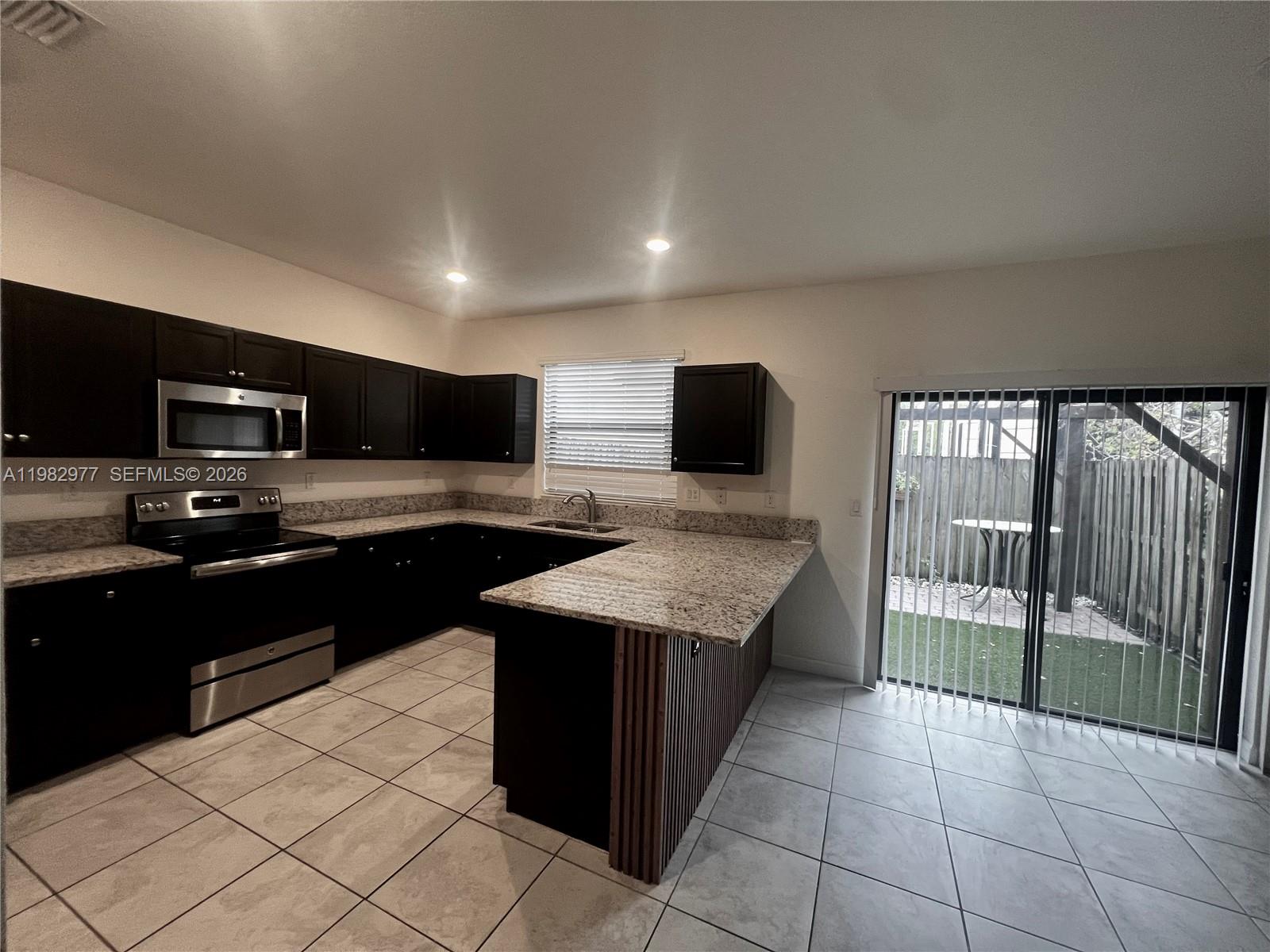 11989 Southwest 150th Place Miami, FL 33196 - Photo 9 of 33