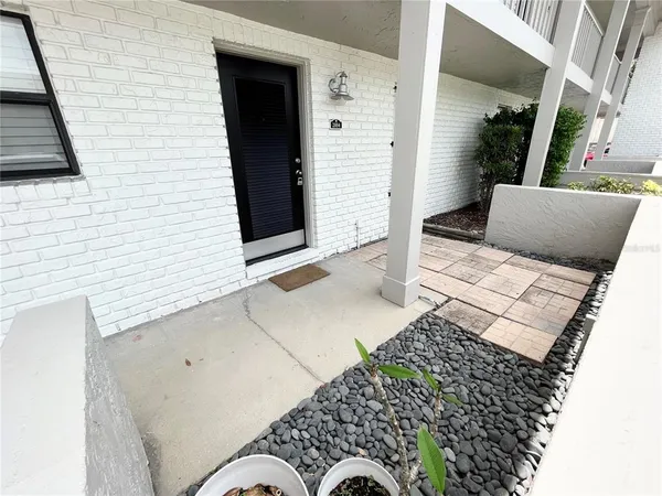 $1,900 | 2884 Plaza Terrace Drive, Unit 2884, Orlando, FL 32803