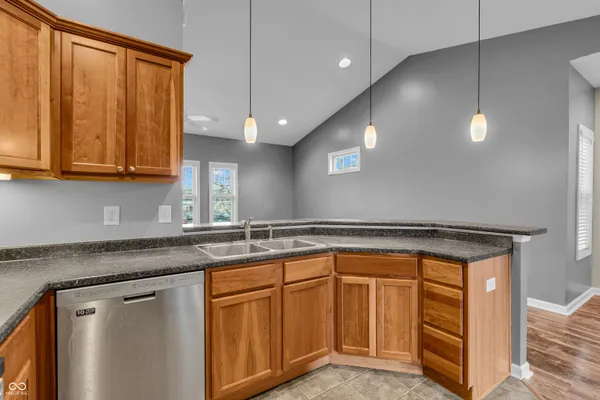 $205,000 | 1635 North College Avenue, Unit 4, Indianapolis, IN 46202