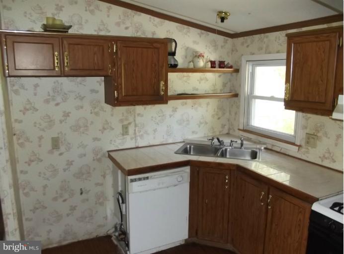 239 Kirk Road Elkton, MD 21921 - Photo 4 of 20 Kitchen