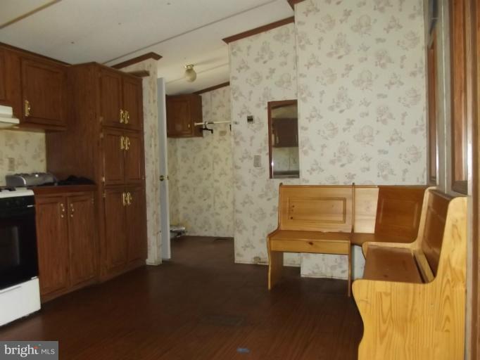 239 Kirk Road Elkton, MD 21921 - Photo 7 of 20 Kitchen