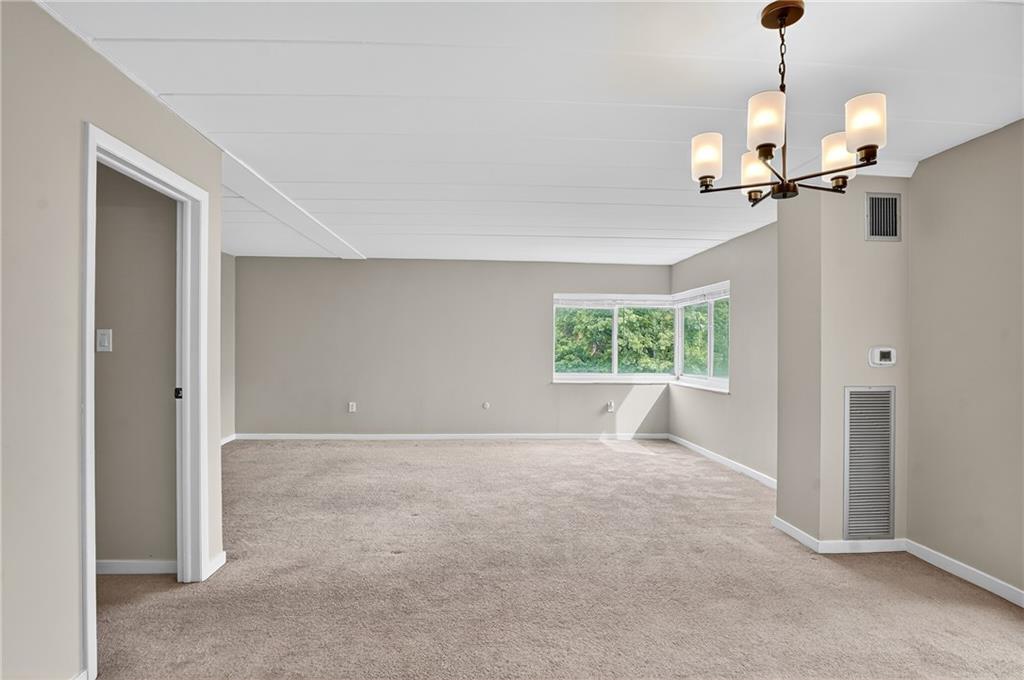 5 Bayard Road, Unit 500 Pittsburgh, PA 15213 - Photo 8 of 45 Whether it's a casual brunch with friends or an intimate dinner party with loved ones, this dining area sets the stage for memorable moments and meaningful connections.