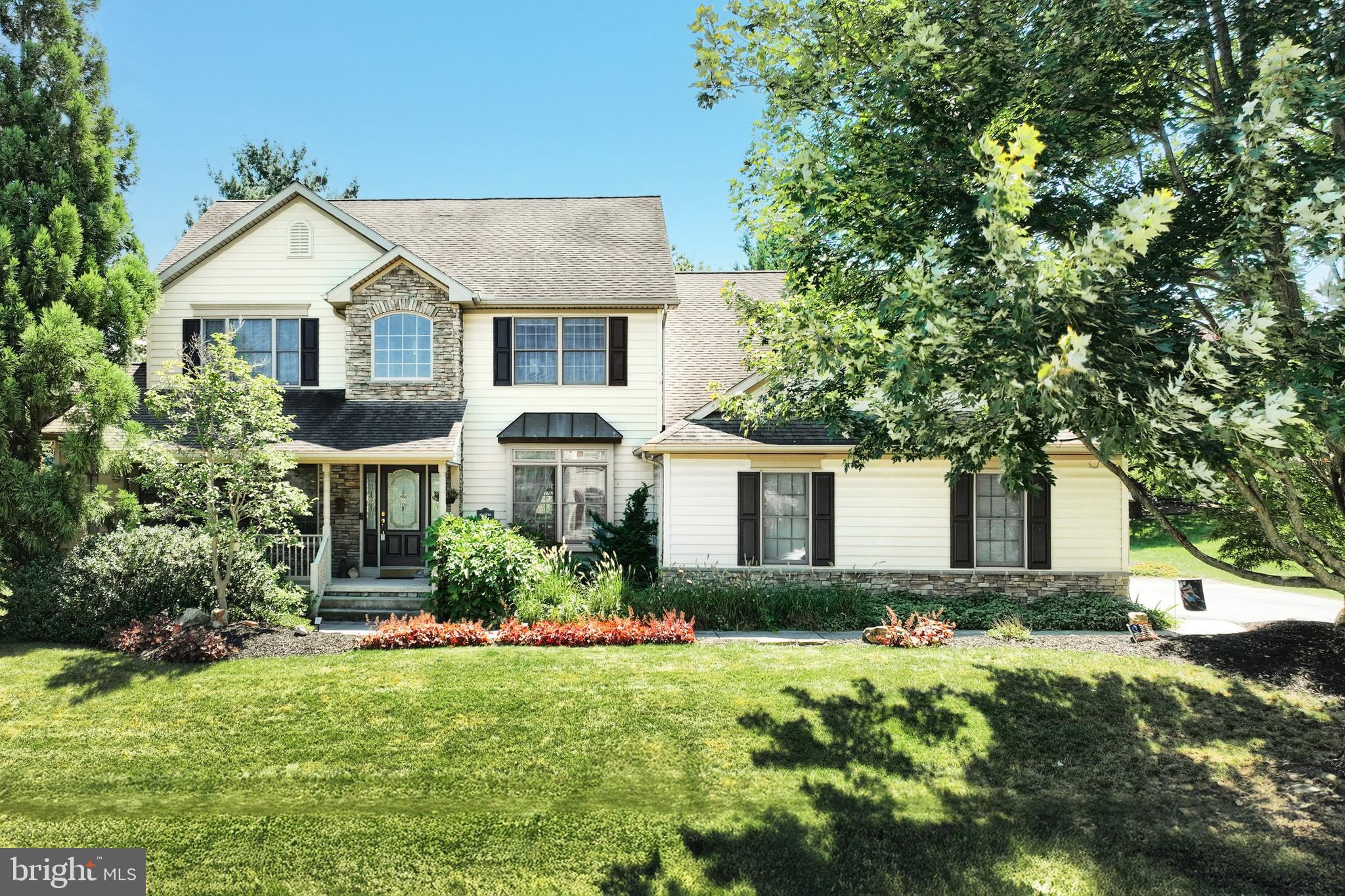 2415 Emiray Court York, PA 17403 - Photo 2 of 48