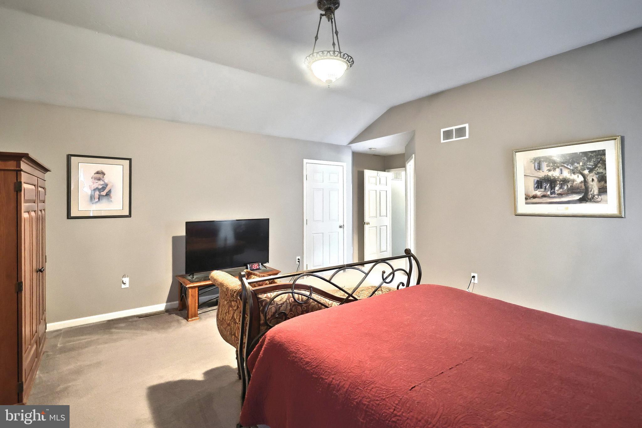 2415 Emiray Court York, PA 17403 - Photo 24 of 48