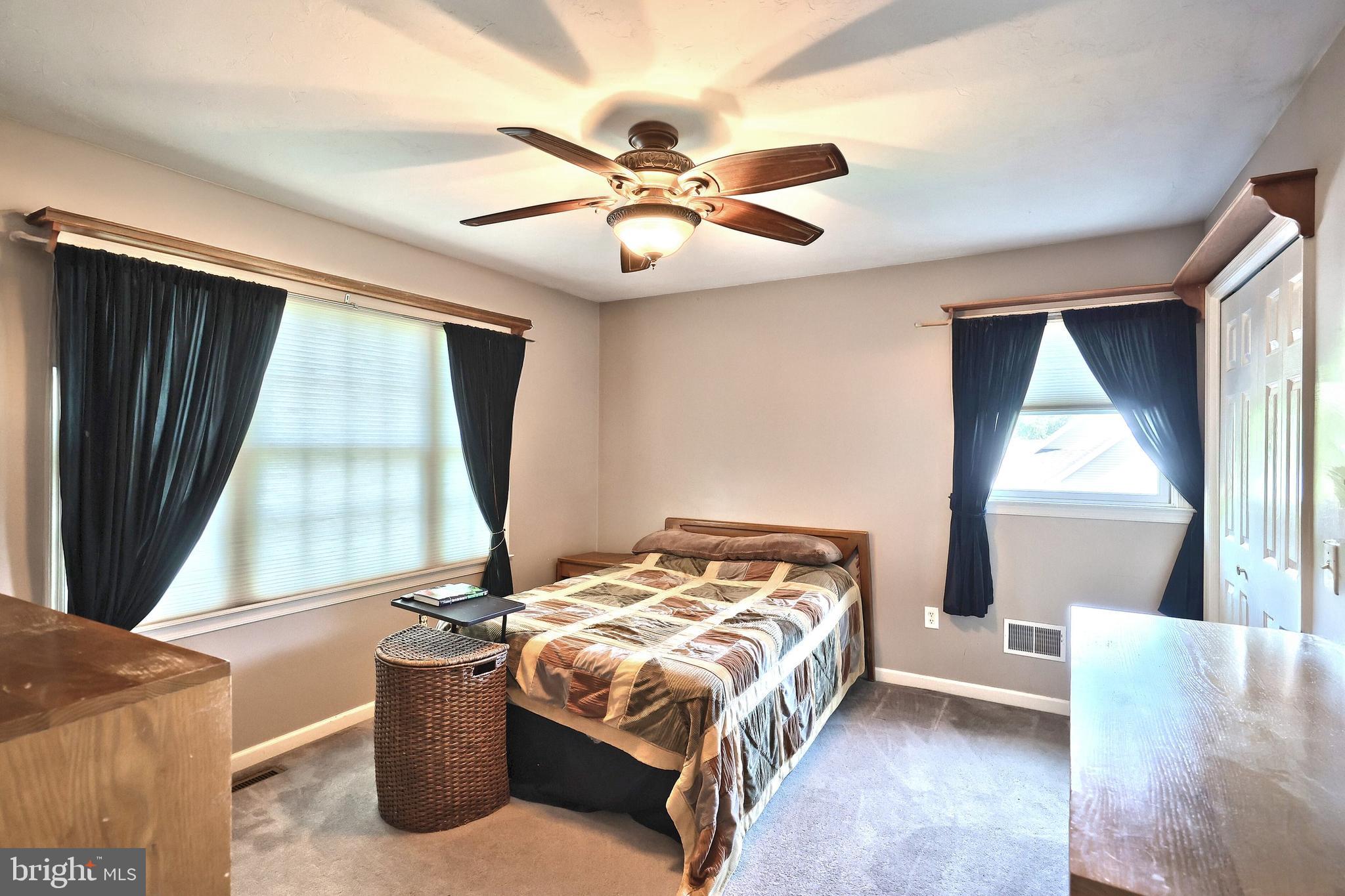 2415 Emiray Court York, PA 17403 - Photo 26 of 48