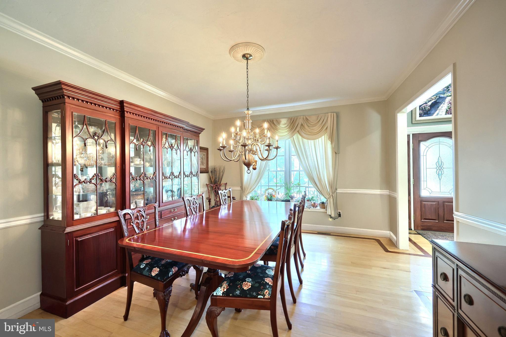 2415 Emiray Court York, PA 17403 - Photo 9 of 48