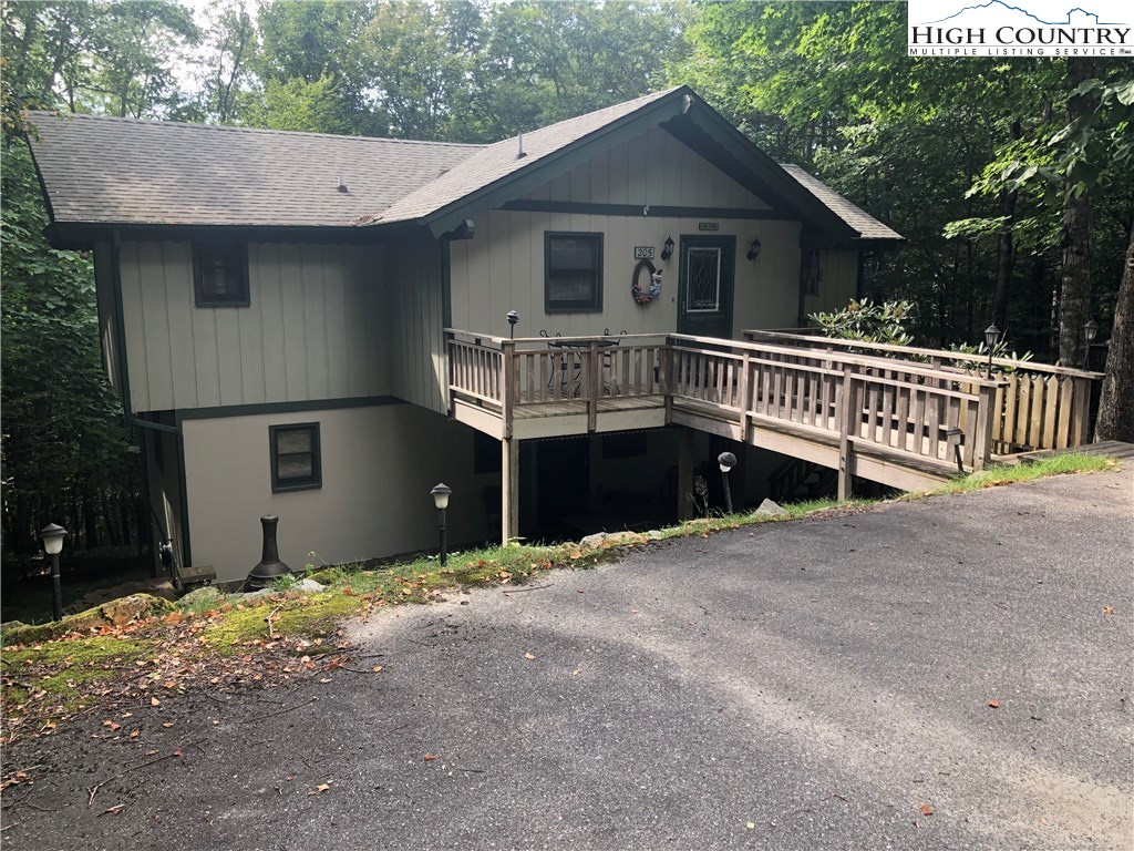 205 Tamarack Road Beech Mountain, NC 28604 - Photo 2 of 18 Gallery Image 2
