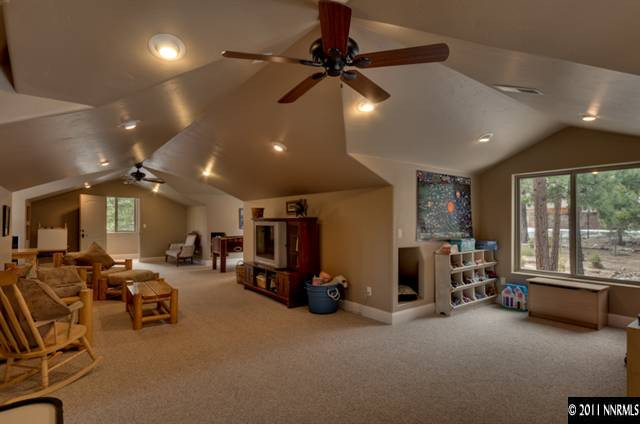 82 Bennington Court Reno, NV 89511 - Photo 11 of 13 Photo 11