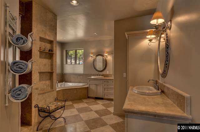 82 Bennington Court Reno, NV 89511 - Photo 7 of 13 Photo 7
