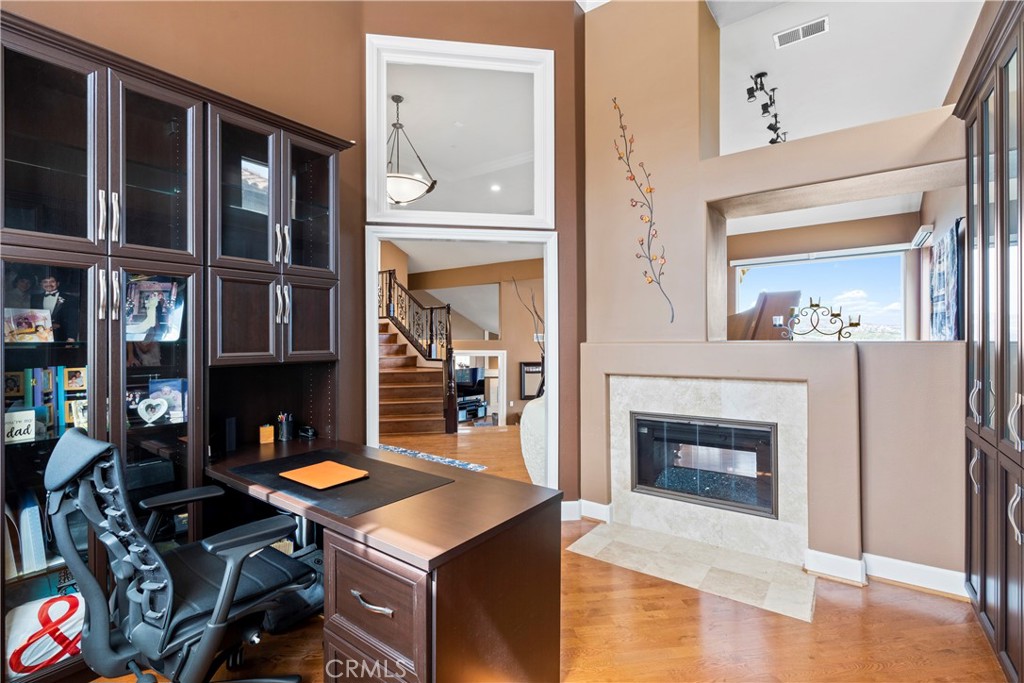 33662 Holtz Hill Drive Dana Point, CA 92629 - Photo 13 of 75 a kitchen view with table and chairs