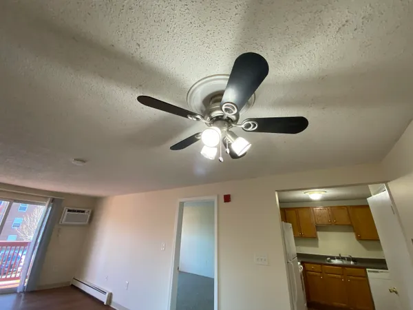 $2,528 | 96 Powers Street, Unit 200, Milford, NH 03055
