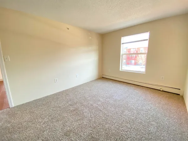$2,528 | 96 Powers Street, Unit 200, Milford, NH 03055
