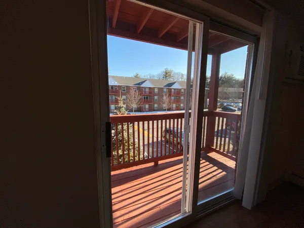 $2,528 | 96 Powers Street, Unit 200, Milford, NH 03055