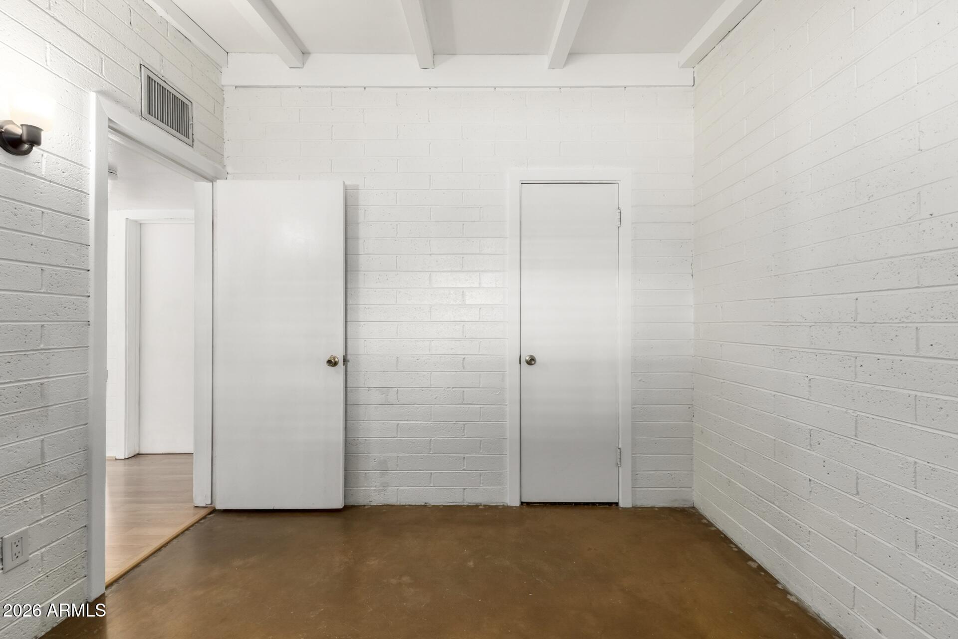 430 South Robert Road Tempe, AZ 85281 - Photo 18 of 21 23 Robert 2