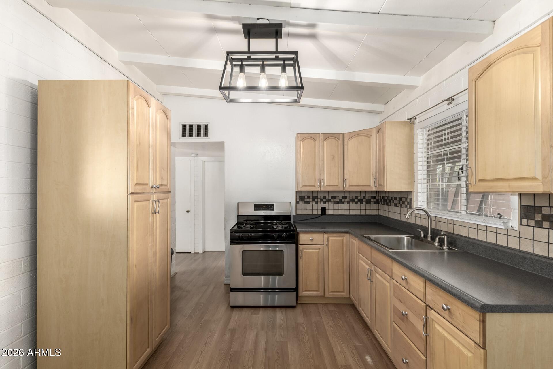 430 South Robert Road Tempe, AZ 85281 - Photo 7 of 21 11 Robert 2