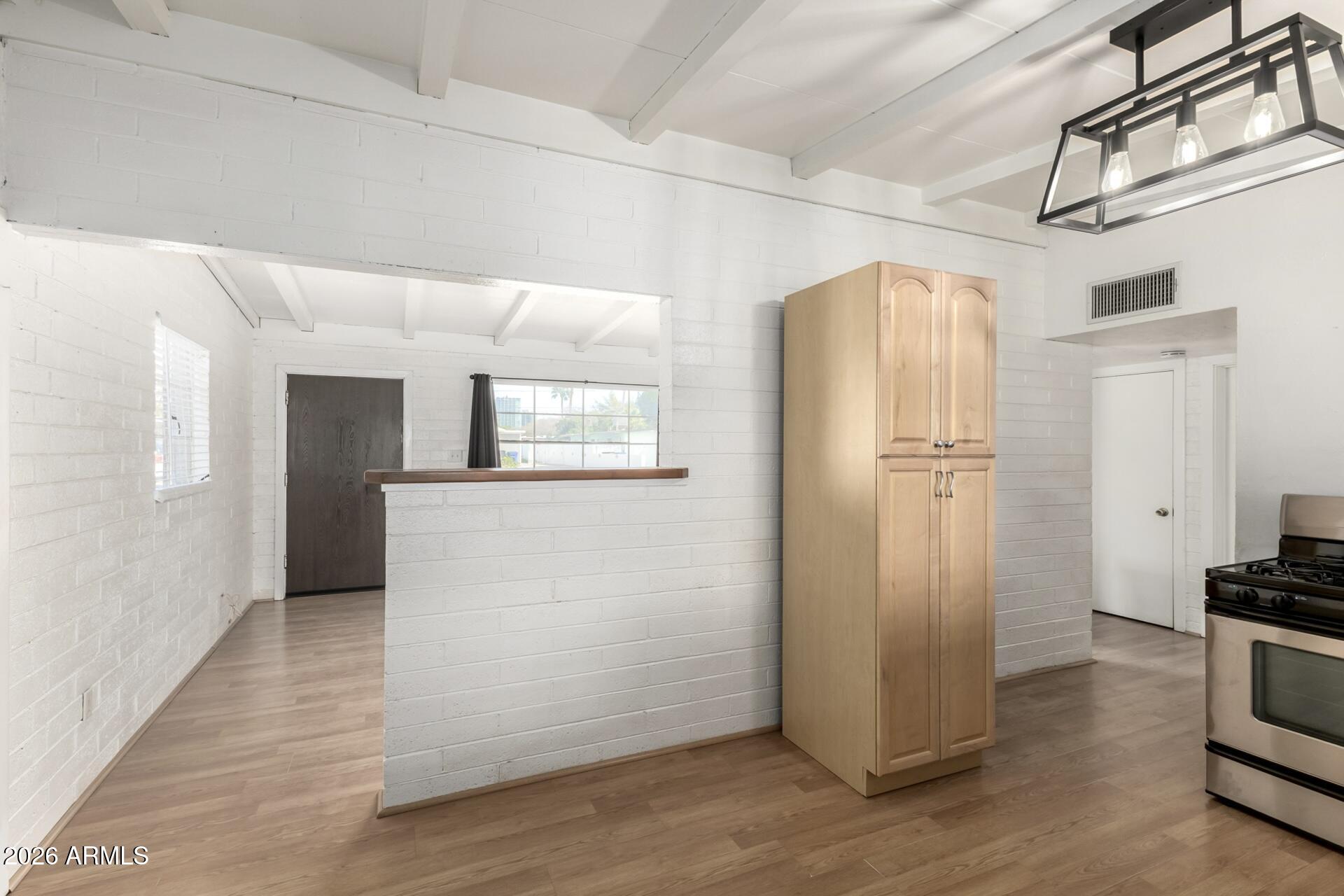 430 South Robert Road Tempe, AZ 85281 - Photo 8 of 21 12 Robert 2